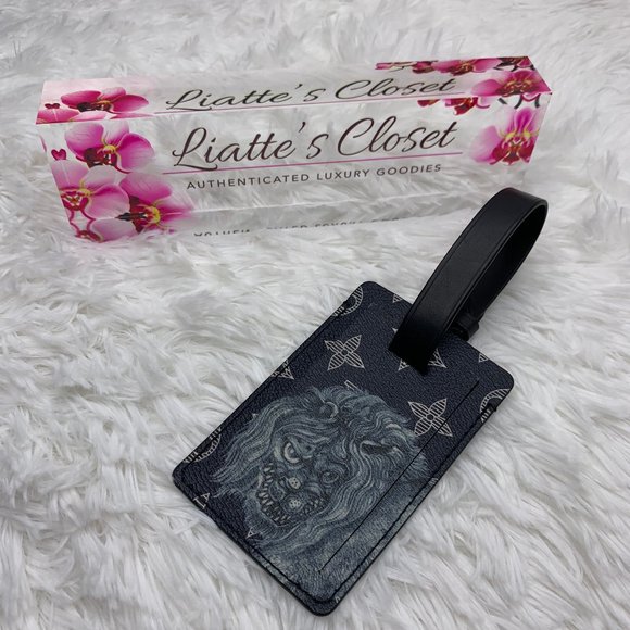 Louis Vuitton Handbags - Louis Vuitton Chapman Brothers Lion Luggage Tag